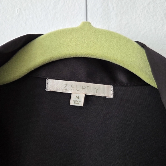 STAY GOLDEN Top - Picture 3 of 5